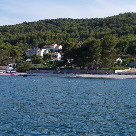 Apartments By The Sea Slatine, Ciovo - 14158 Bagian luar foto