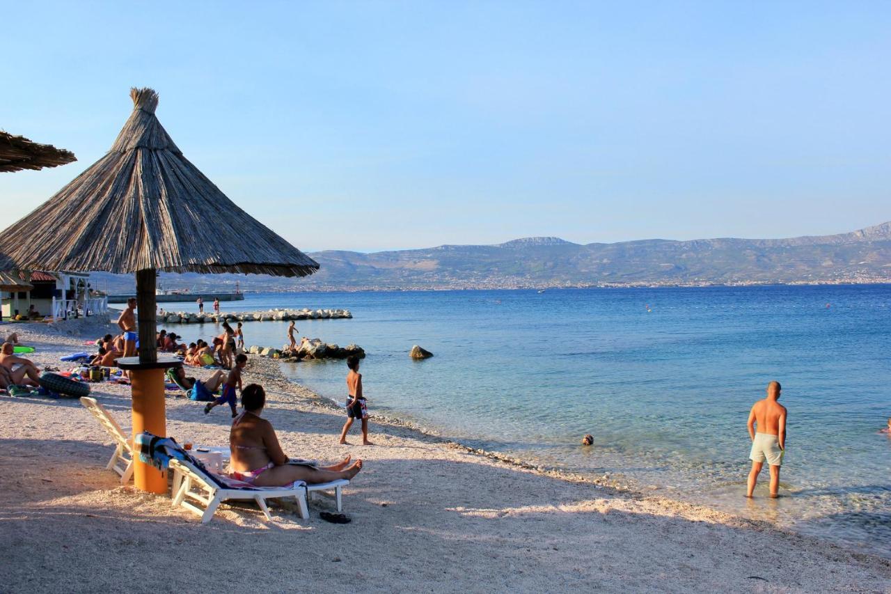 Apartments By The Sea Slatine, Ciovo - 14158 Bagian luar foto