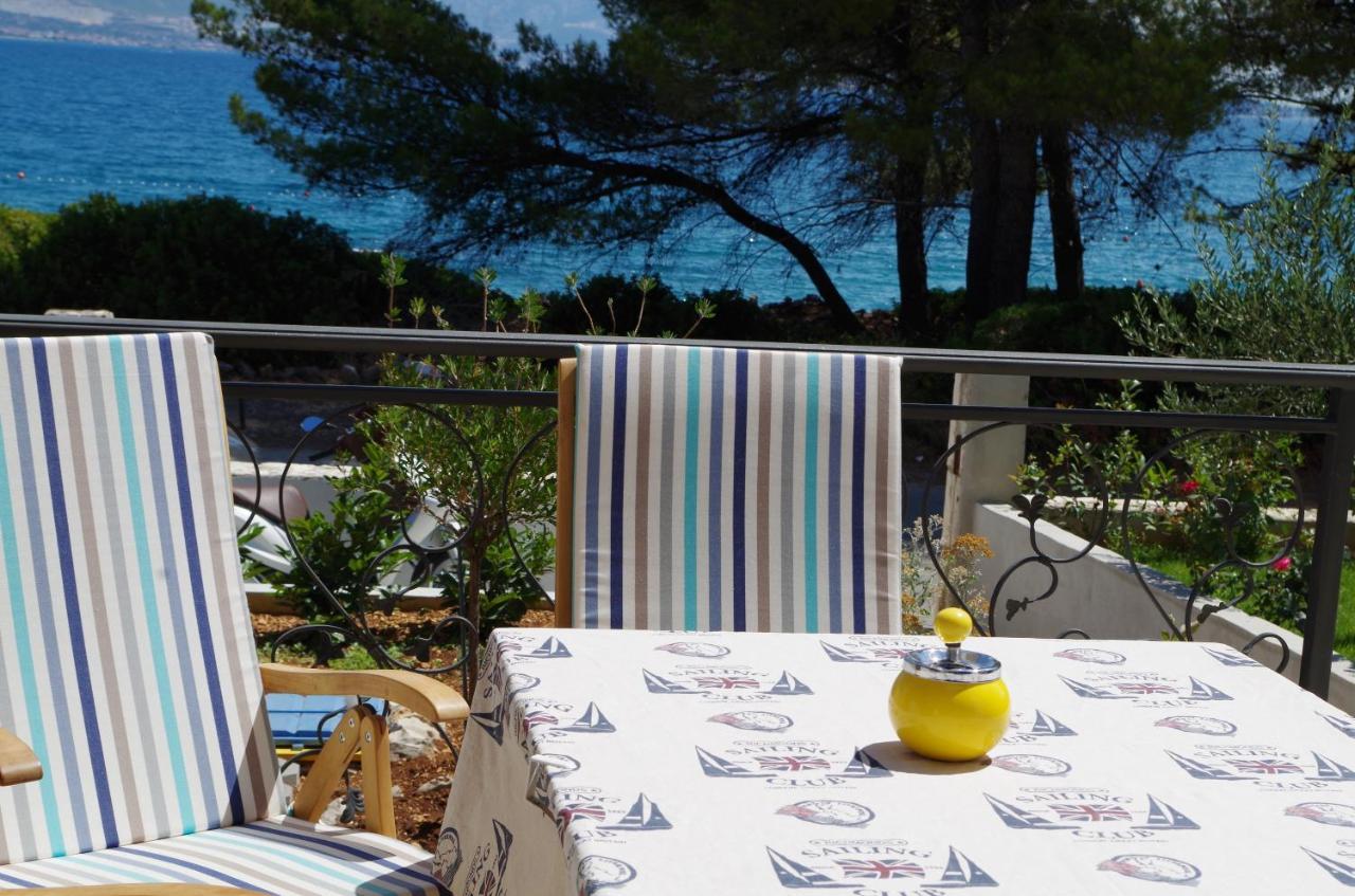 Apartments By The Sea Slatine, Ciovo - 14158 Bagian luar foto